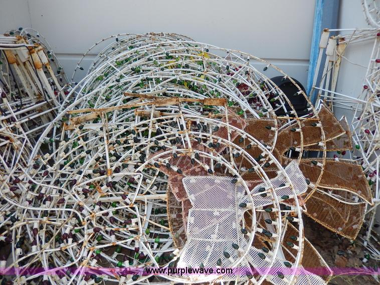 image for item AV9505 Assorted street lamp Christmas lights