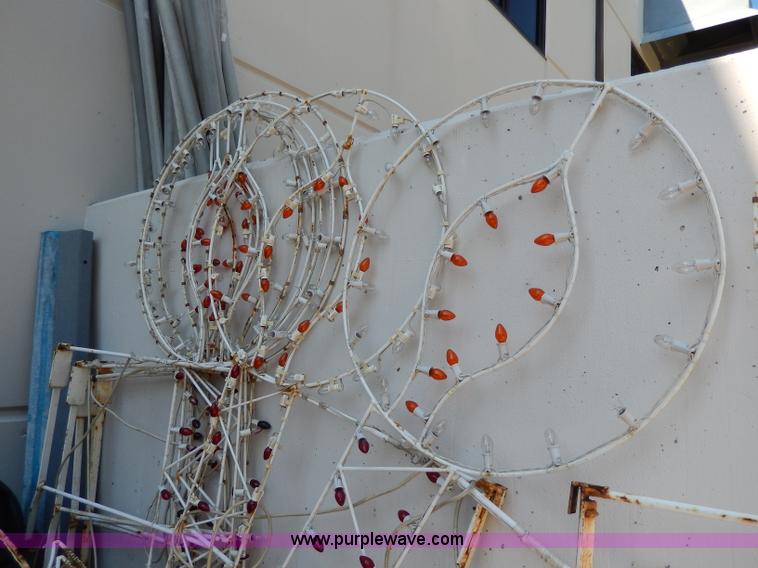 image for item AV9505 Assorted street lamp Christmas lights