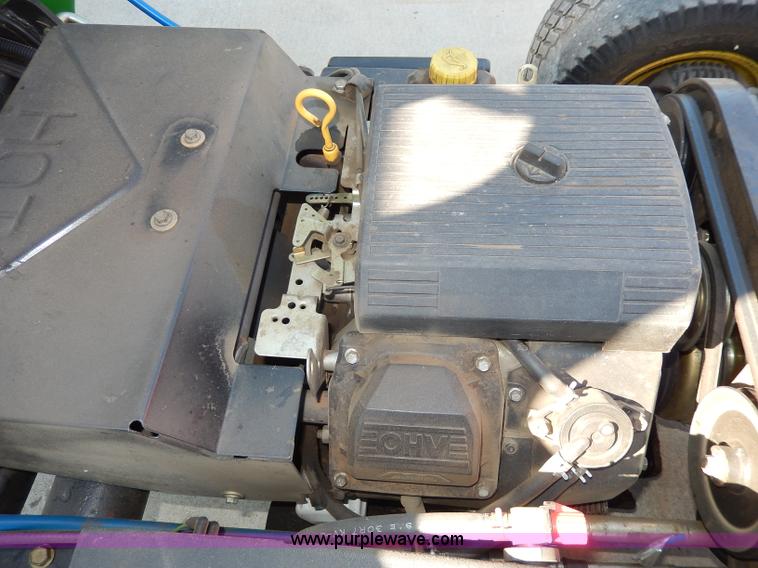 image for item AV9519 John Deere F620 ZTrak lawn mower