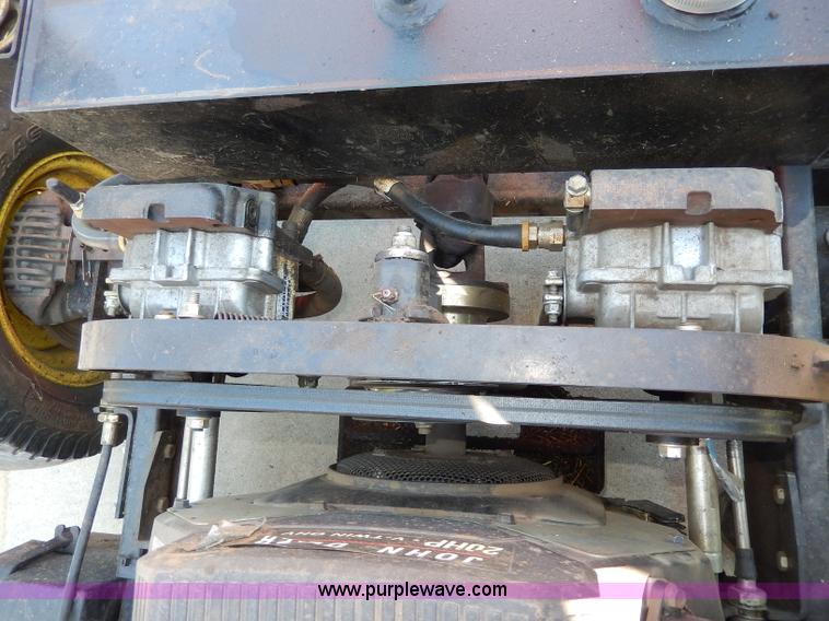 image for item AV9519 John Deere F620 ZTrak lawn mower