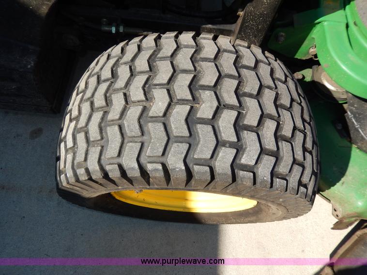 image for item AV9519 John Deere F620 ZTrak lawn mower