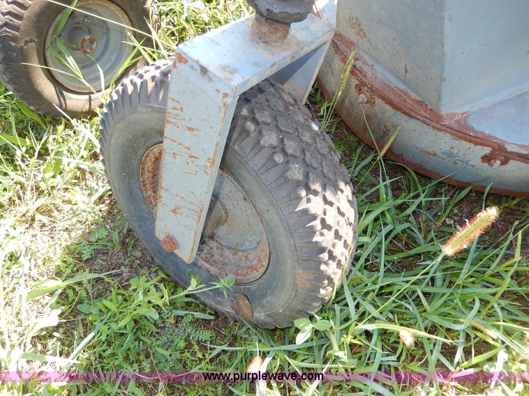 image for item AV9520 Heckendorn 75501 lawn mower