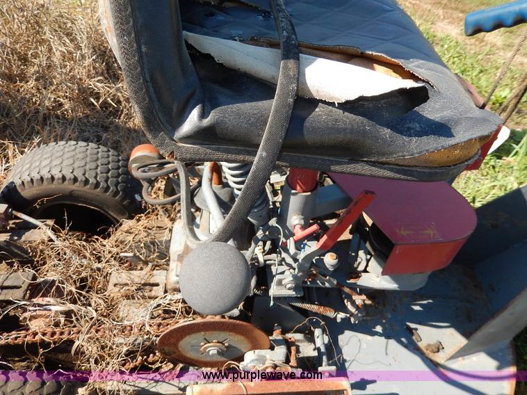 image for item AV9520 Heckendorn 75501 lawn mower