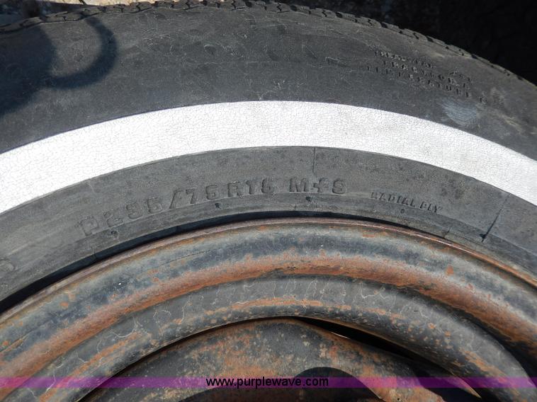 image for item AV9523 (4) used assorted tires