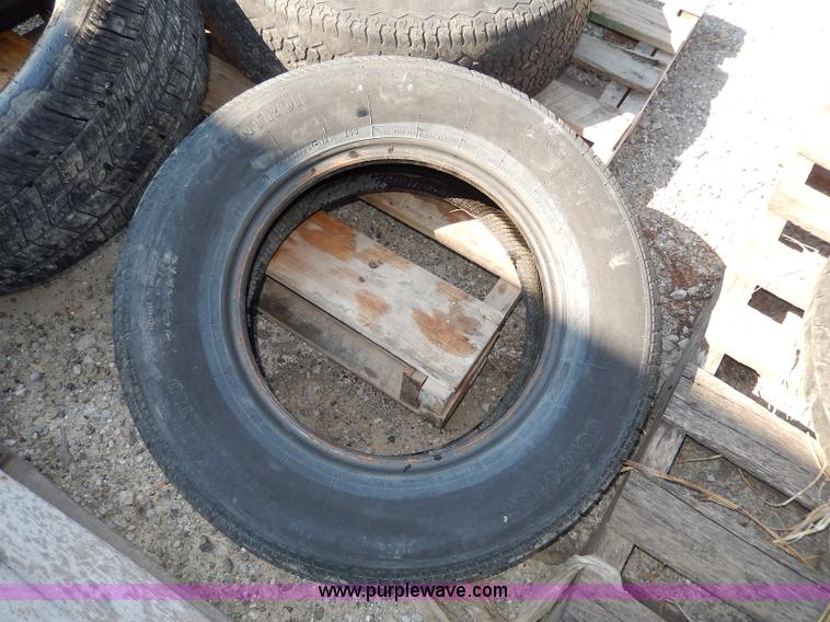 image for item AV9523 (4) used assorted tires