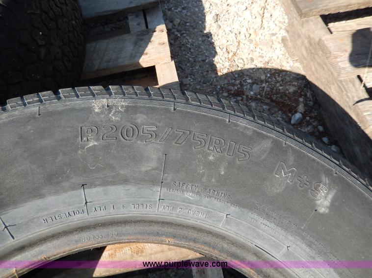 image for item AV9523 (4) used assorted tires