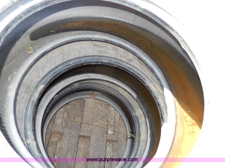 image for item AV9524 (3) used 265/70R17 tires