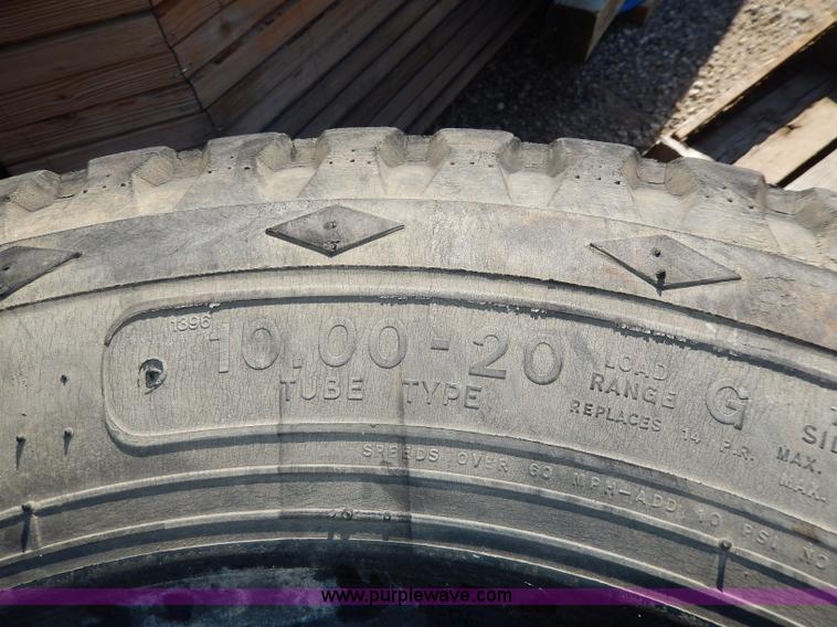 image for item AV9528 (2) used 10.00-20 tires