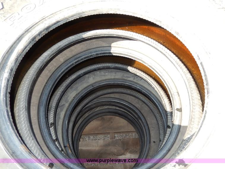 image for item AV9532 (5) used 245/75R17 tires