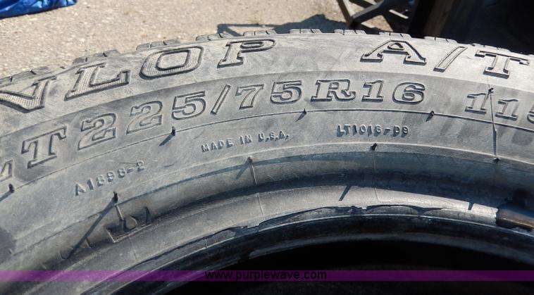 image for item AV9535 (6) used 225/75R16 tires