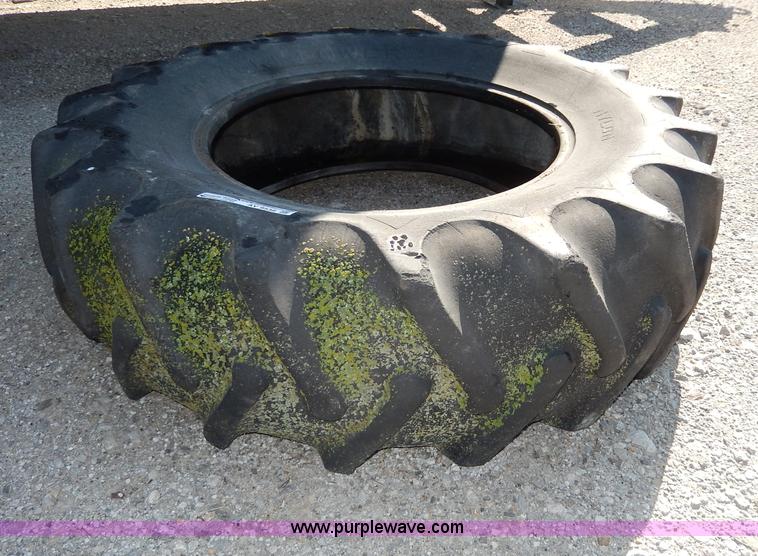 image for item AV9538 Used Co-op 16.9-28 tire