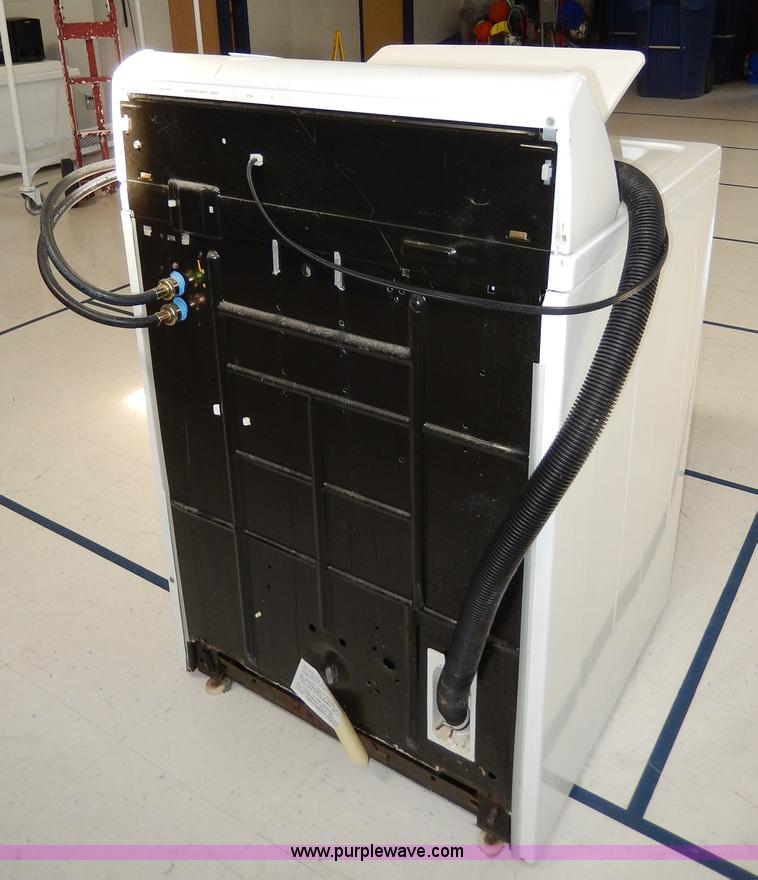 image for item AV9594 Whirlpool washing machine