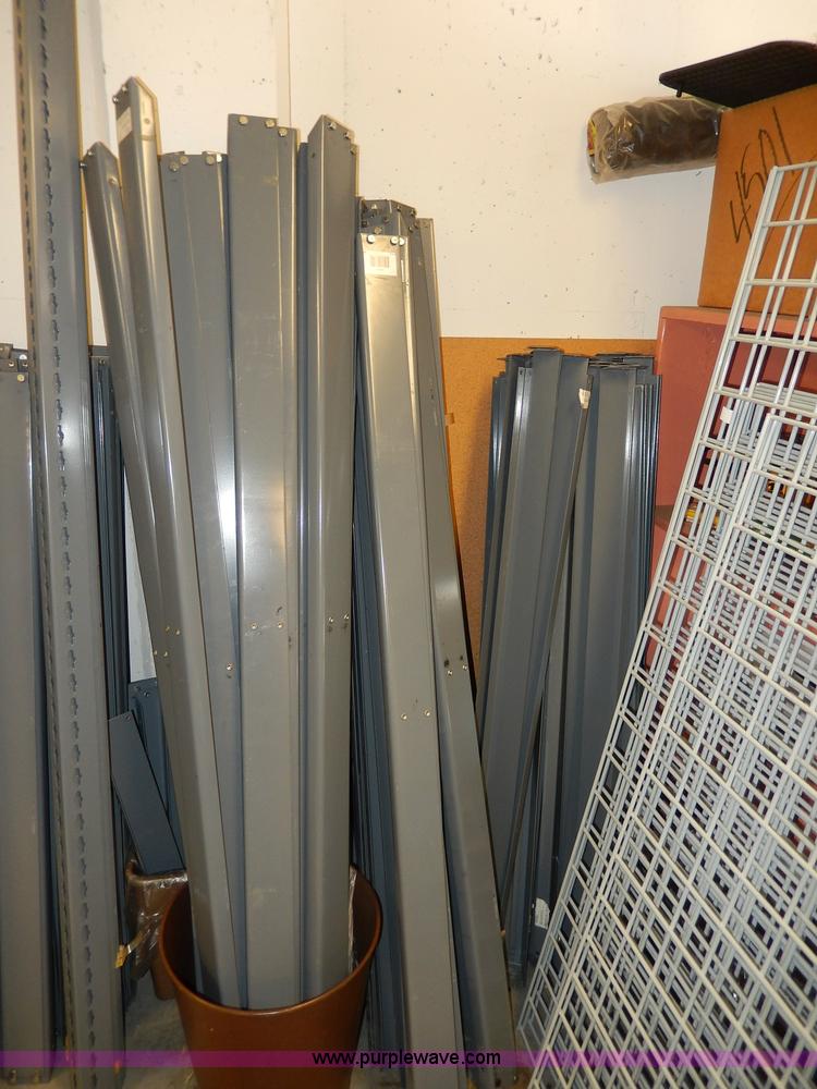 image for item AV9595 Assorted wire pallet racking