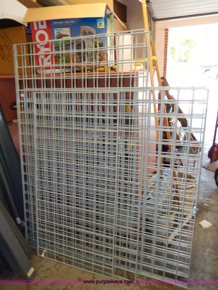 image for item AV9595 Assorted wire pallet racking
