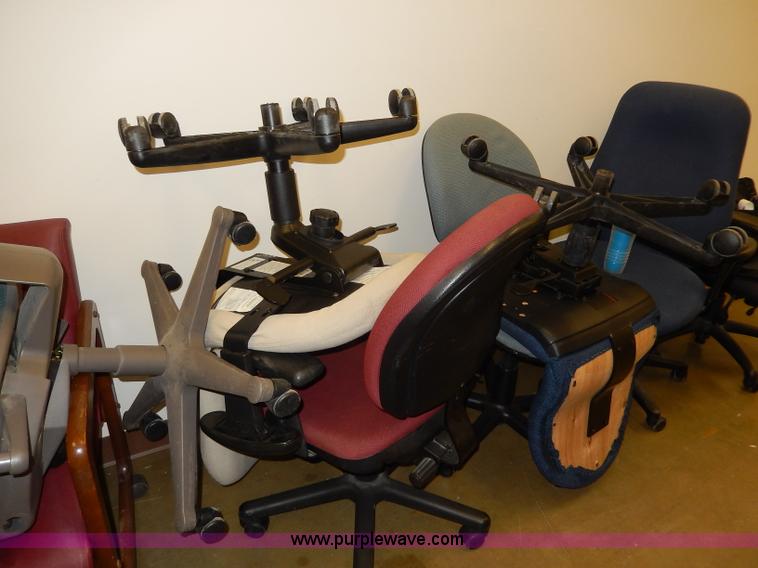 image for item AV9744 (42) assorted office chairs