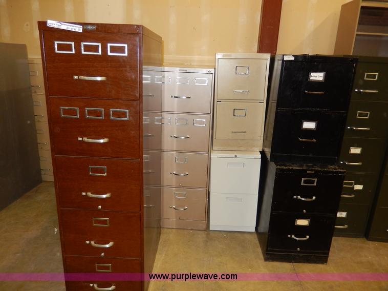 image for item AV9745 (23) metal filing cabinets