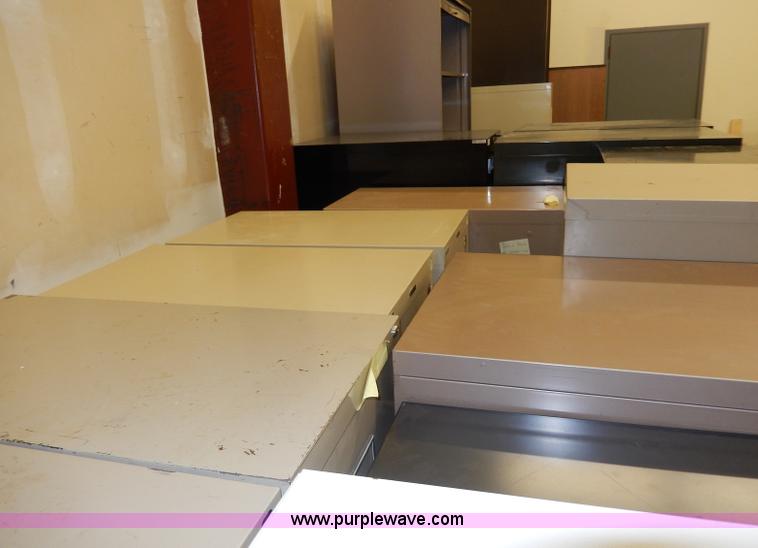 image for item AV9745 (23) metal filing cabinets