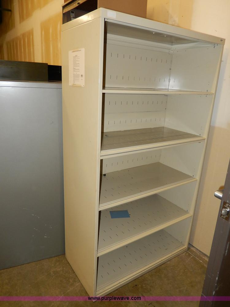 image for item AV9745 (23) metal filing cabinets