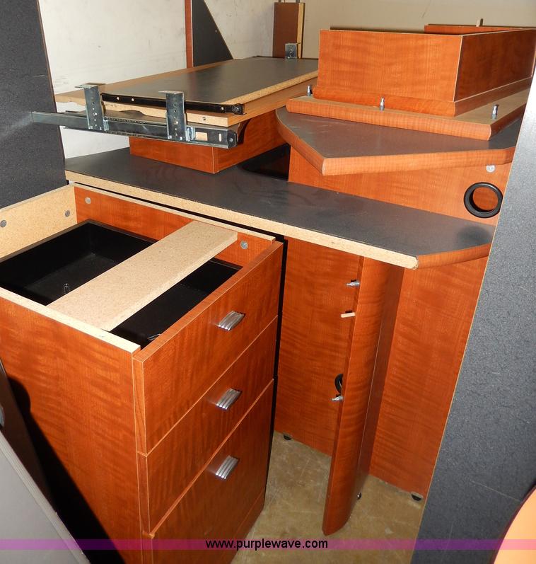 image for item AV9747 (2) office desk sets