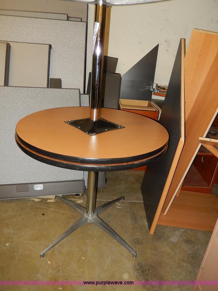 image for item AV9747 (2) office desk sets