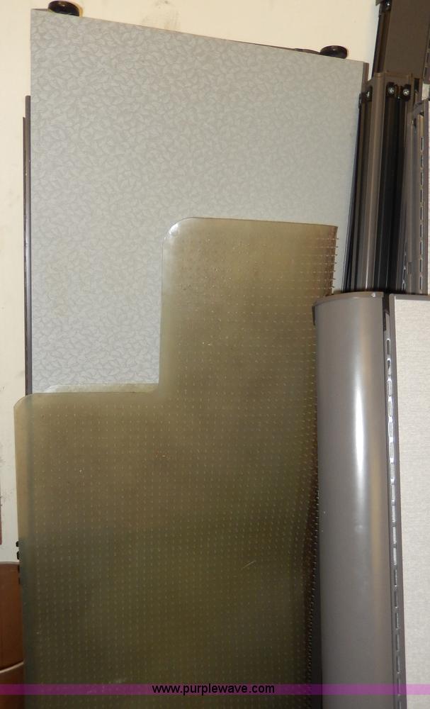 image for item AV9748 (12) room dividers