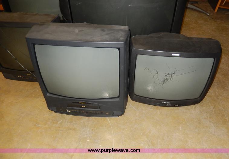 image for item AV9749 (5) assorted televisions