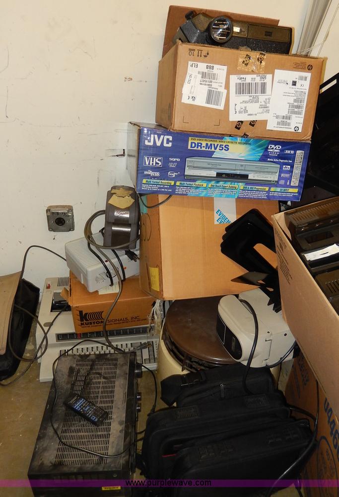 image for item AW9500 Assorted equipment