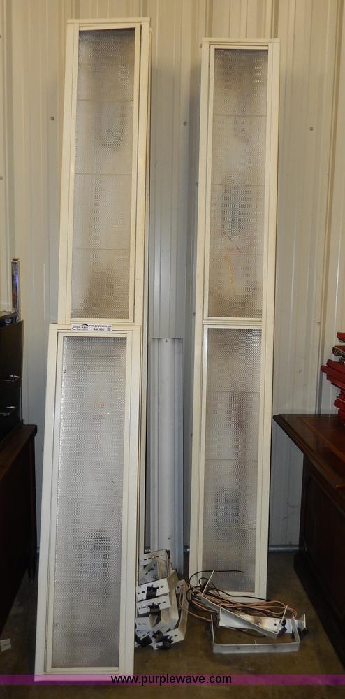 image for item AW9501 (4) ceiling lights