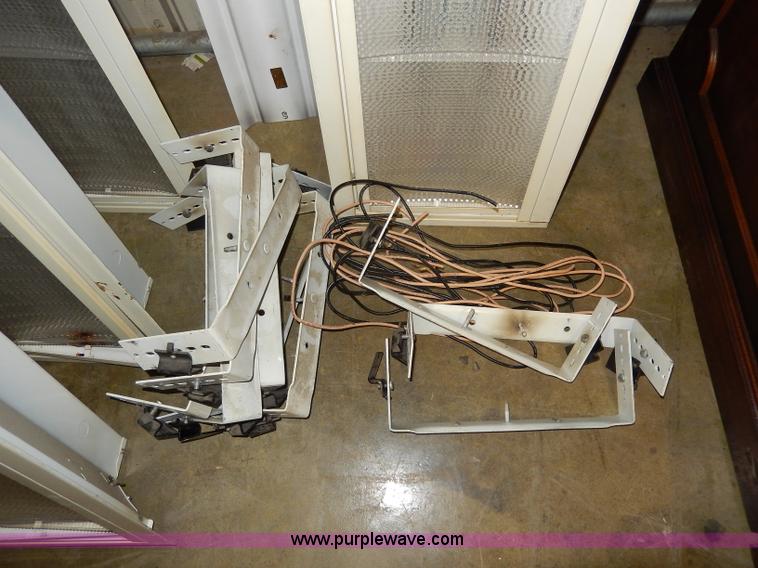 image for item AW9501 (4) ceiling lights