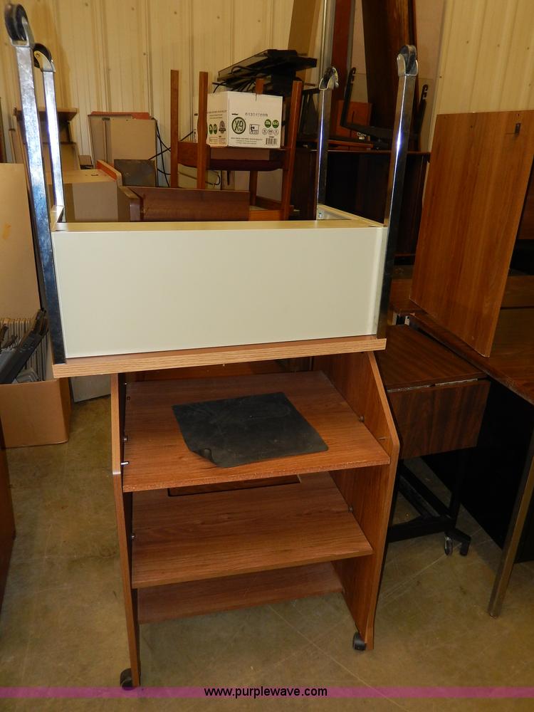 image for item AW9502 Assorted office furniture