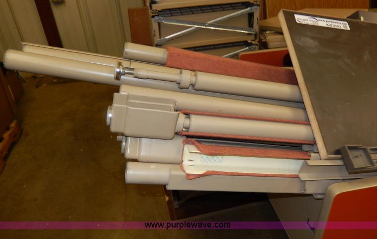 image for item AW9503 Cubicle walls