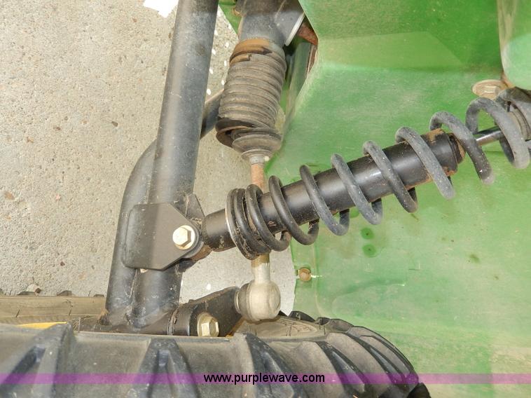 image for item AW9580 2000 John Deere Gator