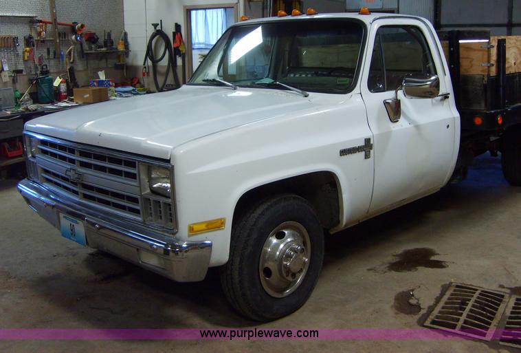 image for item C1344 1982 Chevrolet C30 flatbed truck
