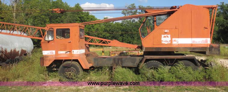 image for item D5930 1980 Bantam T-350 truck crane