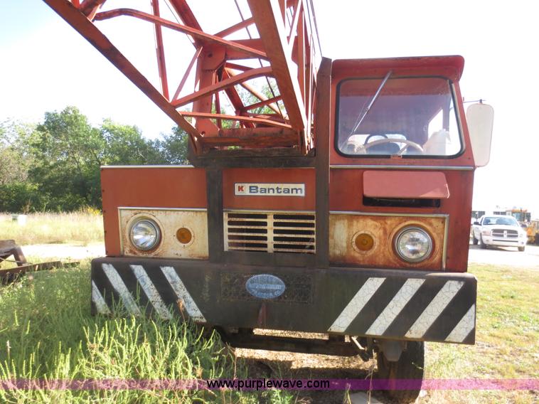 image for item D5930 1980 Bantam T-350 truck crane