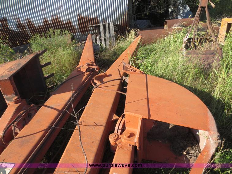 image for item D5930 1980 Bantam T-350 truck crane