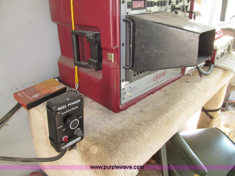 image for item D7478 1976 Chevrolet panel truck