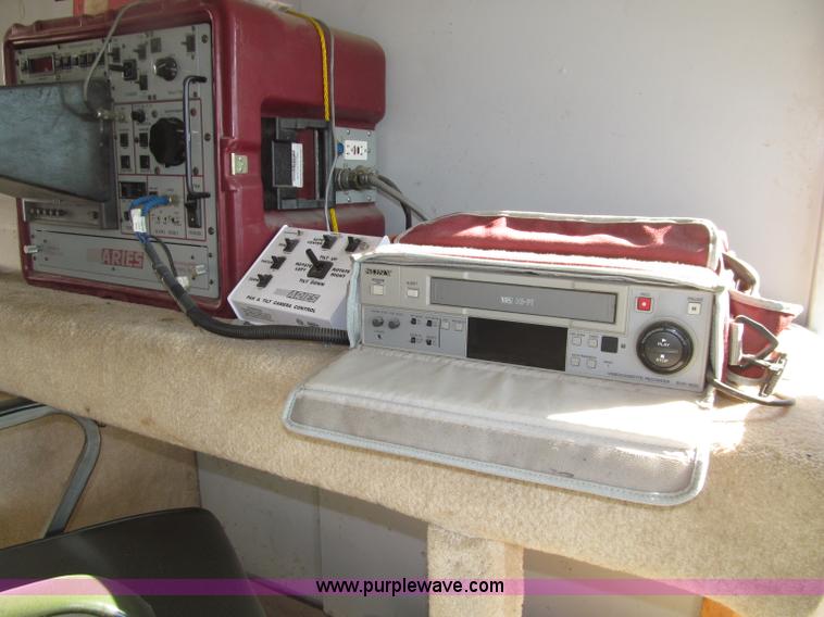 image for item D7478 1976 Chevrolet panel truck