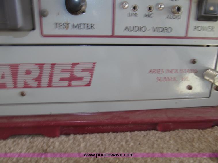 image for item D7478 1976 Chevrolet panel truck