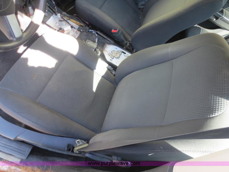 image for item F6662 2008 Dodge Charger SE