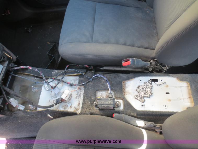 image for item F6662 2008 Dodge Charger SE