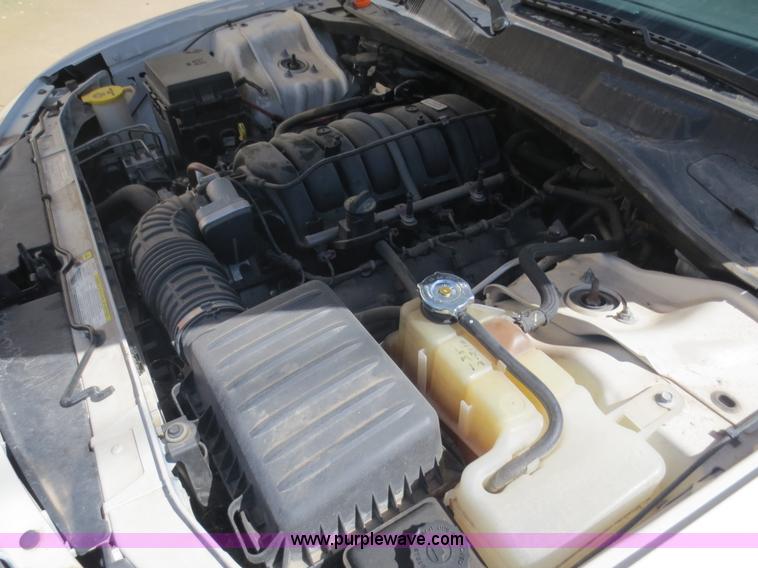 image for item F6662 2008 Dodge Charger SE