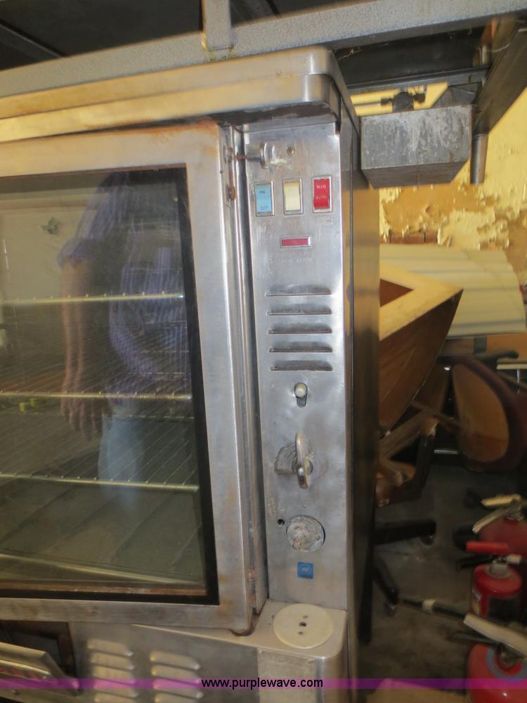 image for item F6667 Blodgett convection oven
