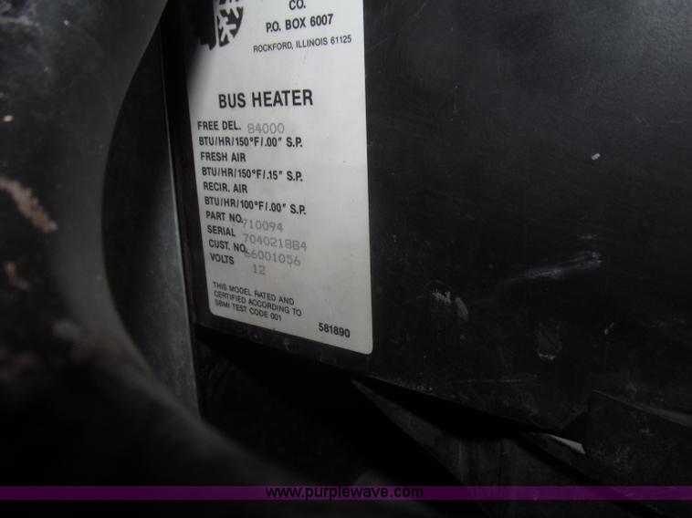 image for item F7123 1997 Ford Thomas B800 school bus