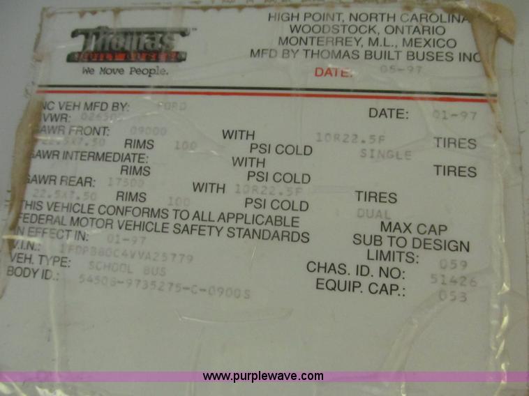 image for item F7123 1997 Ford Thomas B800 school bus