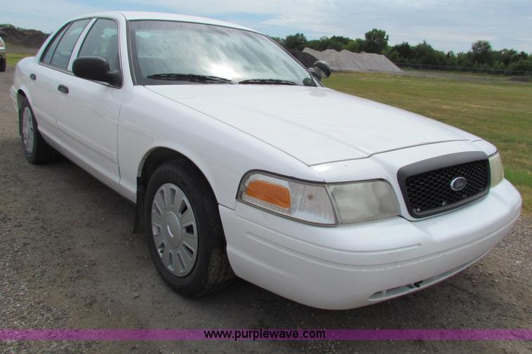 image for item G4141 2009 Ford Crown Victoria Police Interceptor