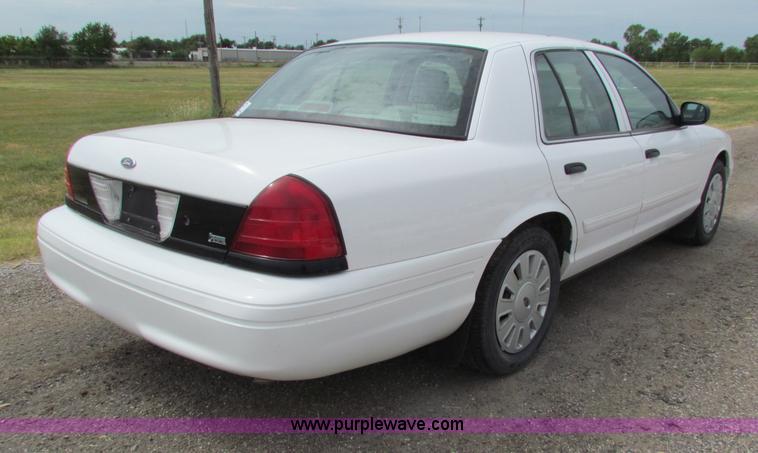 image for item G4141 2009 Ford Crown Victoria Police Interceptor