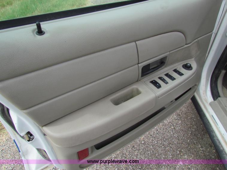 image for item G4141 2009 Ford Crown Victoria Police Interceptor