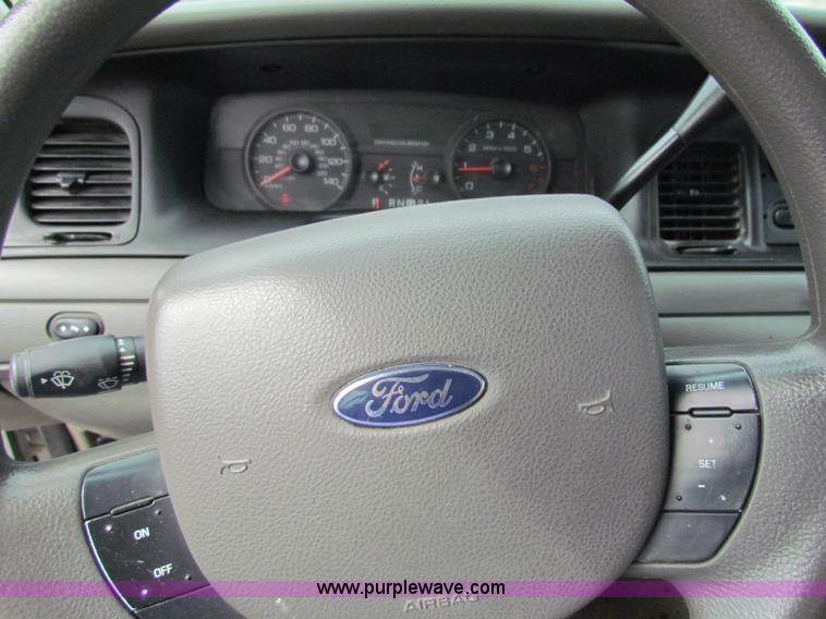 image for item G4141 2009 Ford Crown Victoria Police Interceptor