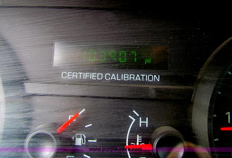 image for item G4141 2009 Ford Crown Victoria Police Interceptor